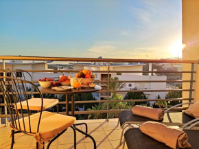 Modern Ocean, Garden & Pool view Condo by BeCherish